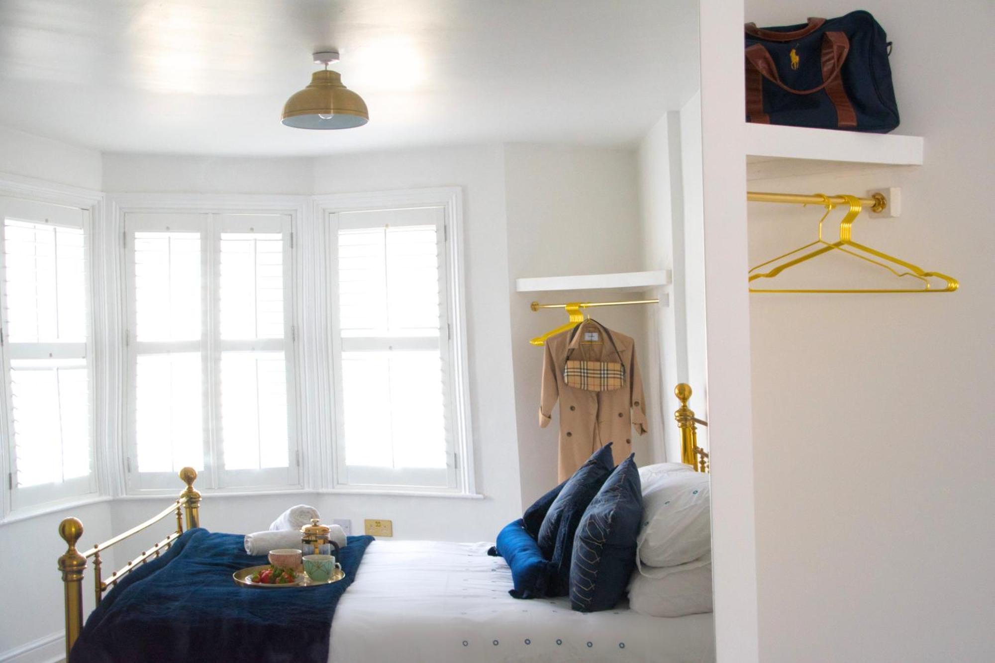 Modern Town Centre Flat - Free Shared Parking, King Size Bed, 5 Minutes Walk To Beach Bournemouth Exteriér fotografie